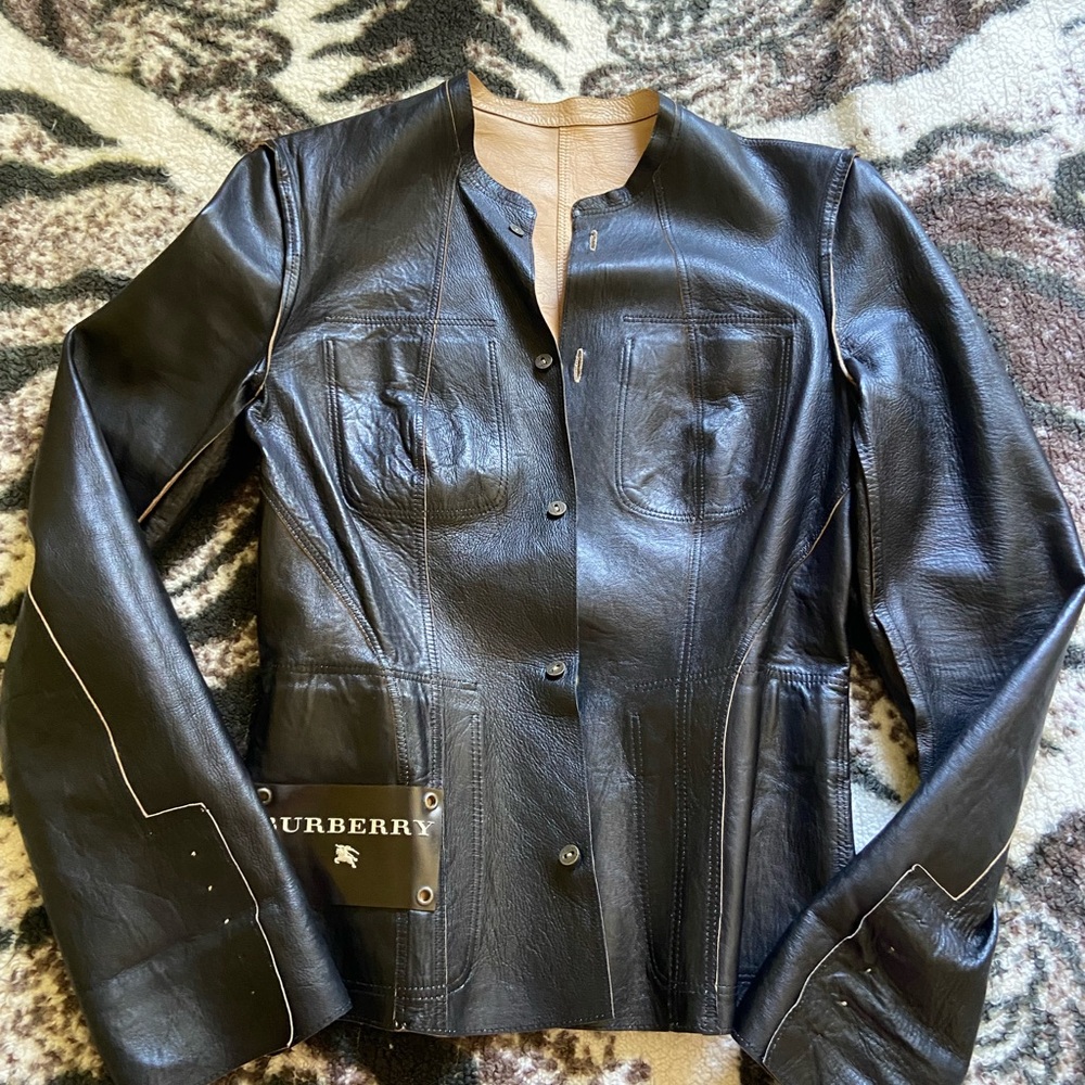 Authentic Burberry Leather Fitted Jacket, S. - image 8